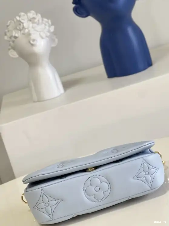 Cheap LOUIS STRAP ON VUITTON BUBBLEGRAM WALLET 0623